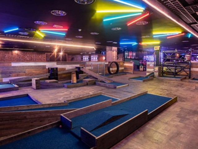 Boom Battle Bar | Karaoke, Pool, Shuffleboard and Beers image