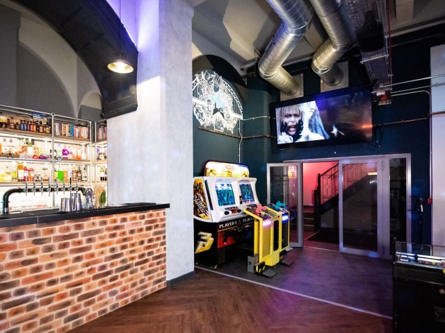 Arcade Games & Drinks image