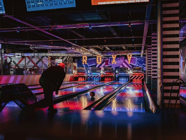 Roxy Lanes | Bowling, Pool & Shuffleboard image